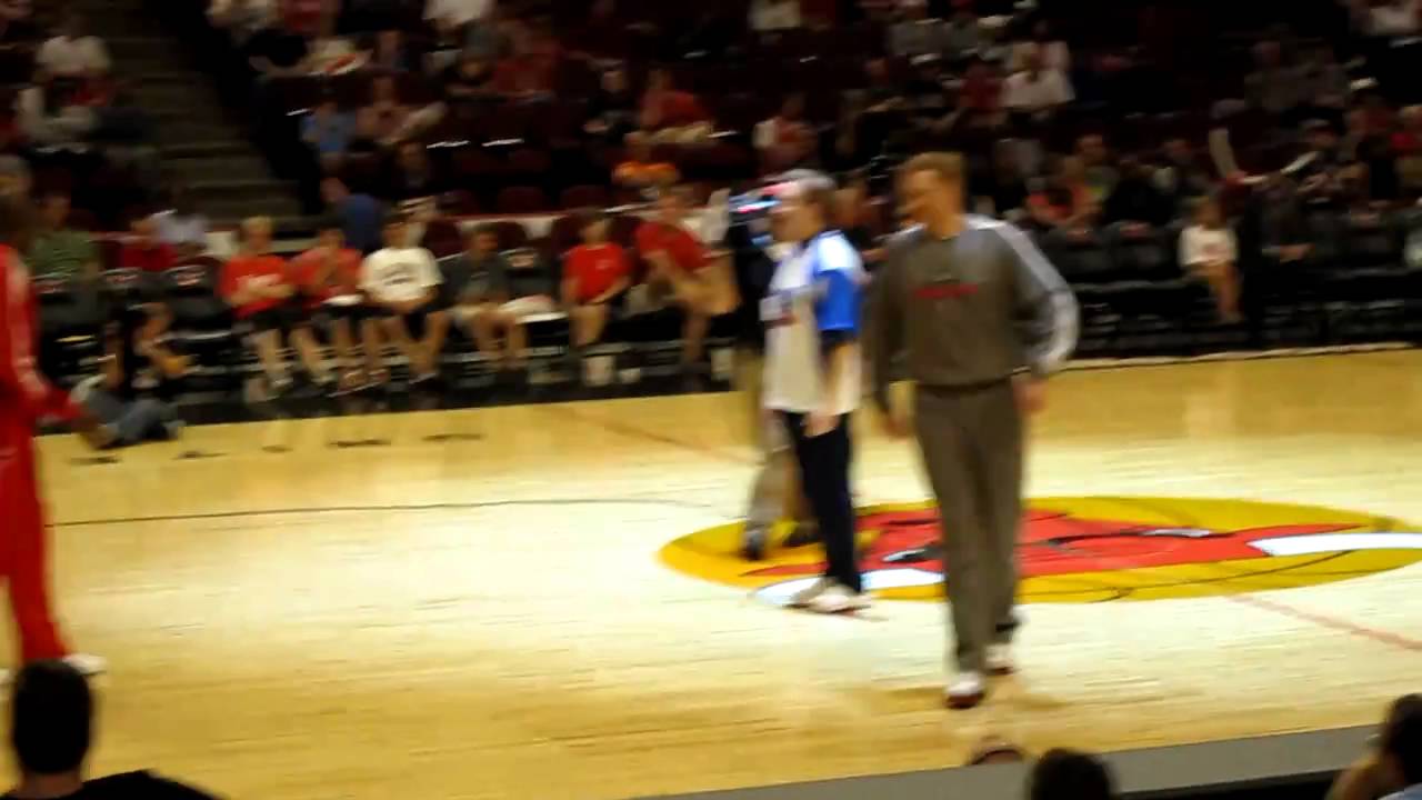 The Brian Scalabrine walk *Funny*