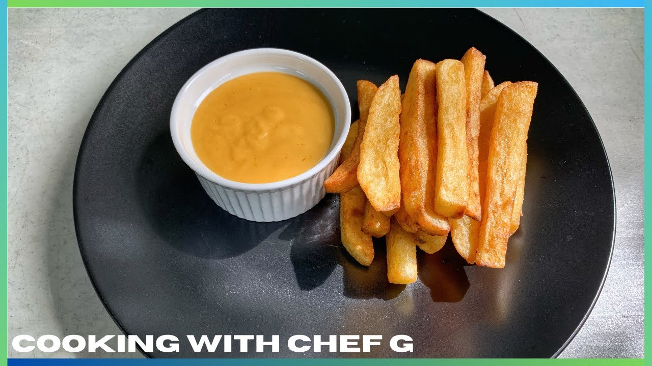FRIES WITH CHEDDAR CHEESE SAUCE