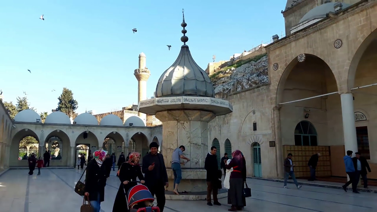 Muhteşem Medine Ezanı Dergah Cami Şanlıurfa -  Bilal Salan