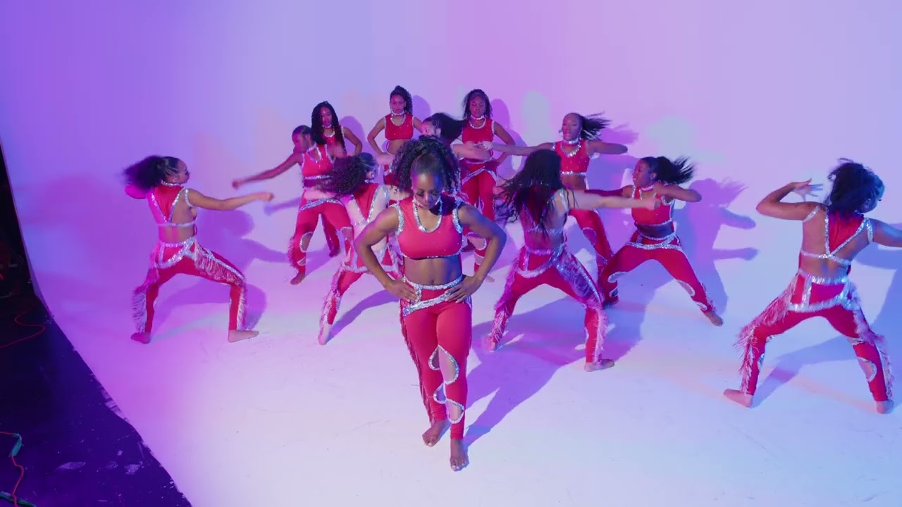 On set with Dancing Dolls X Kiki Kastings x BTV