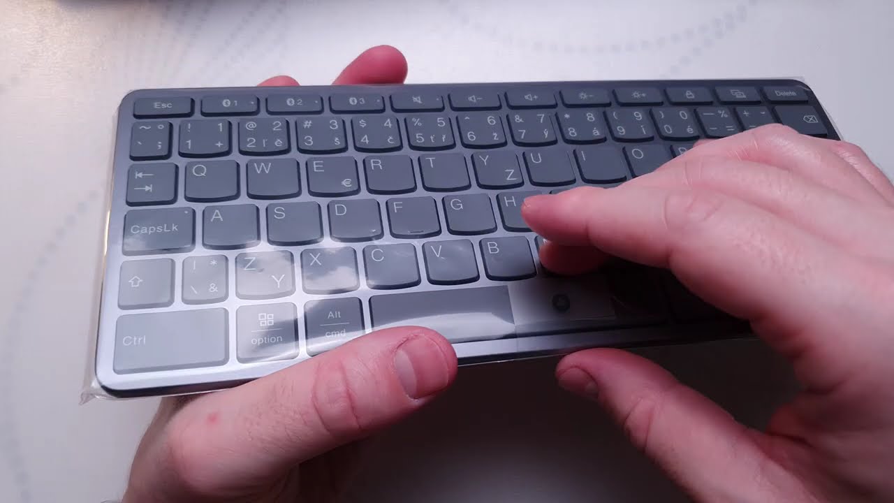 Lenovo Multi-Device Wireless Keyboard Unboxing (4k)