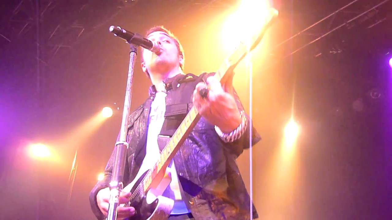 Waylon - Lucky Night - Patronaat Haarlem 2011 HD