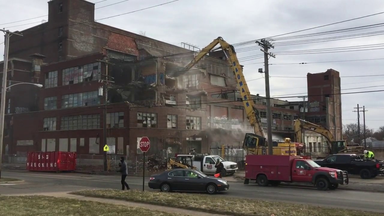 Demolition of West Side eyesores begins