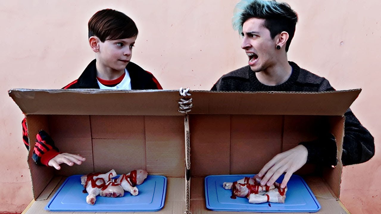 &iquest;QU&Eacute; HAY EN LA CAJA? 📦 #2 - RobleisIUTU ft. ThiagoIUTU
