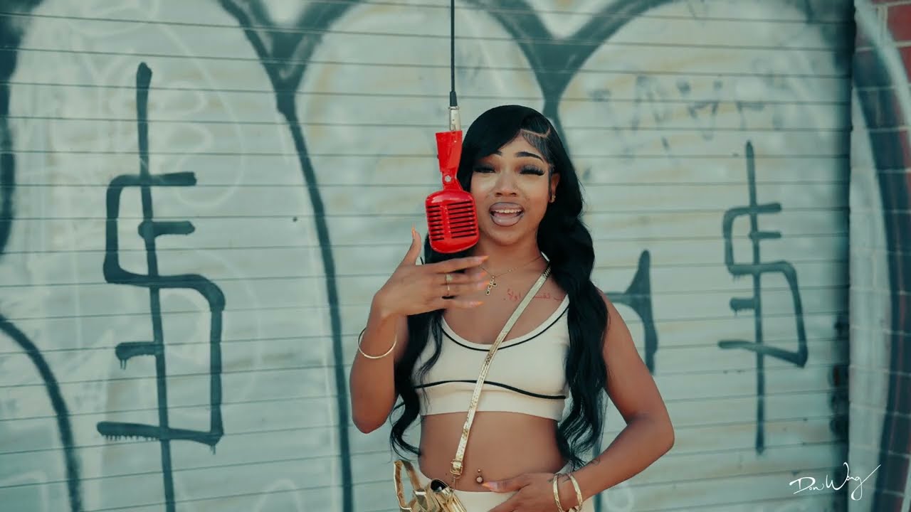 Yonnie - Rumors || The Red Mic District Performance || Shot by Don Wong Films
