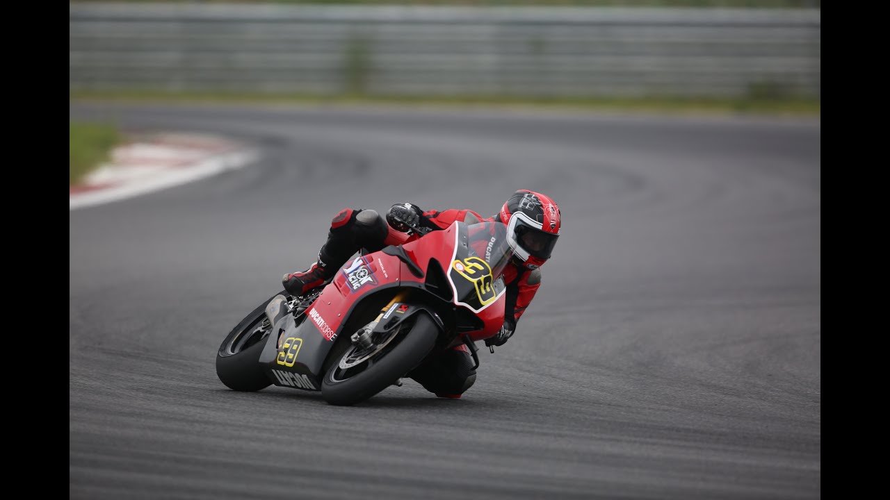 Ducati Panigale V4R engine overhaul  for 2021 race.
