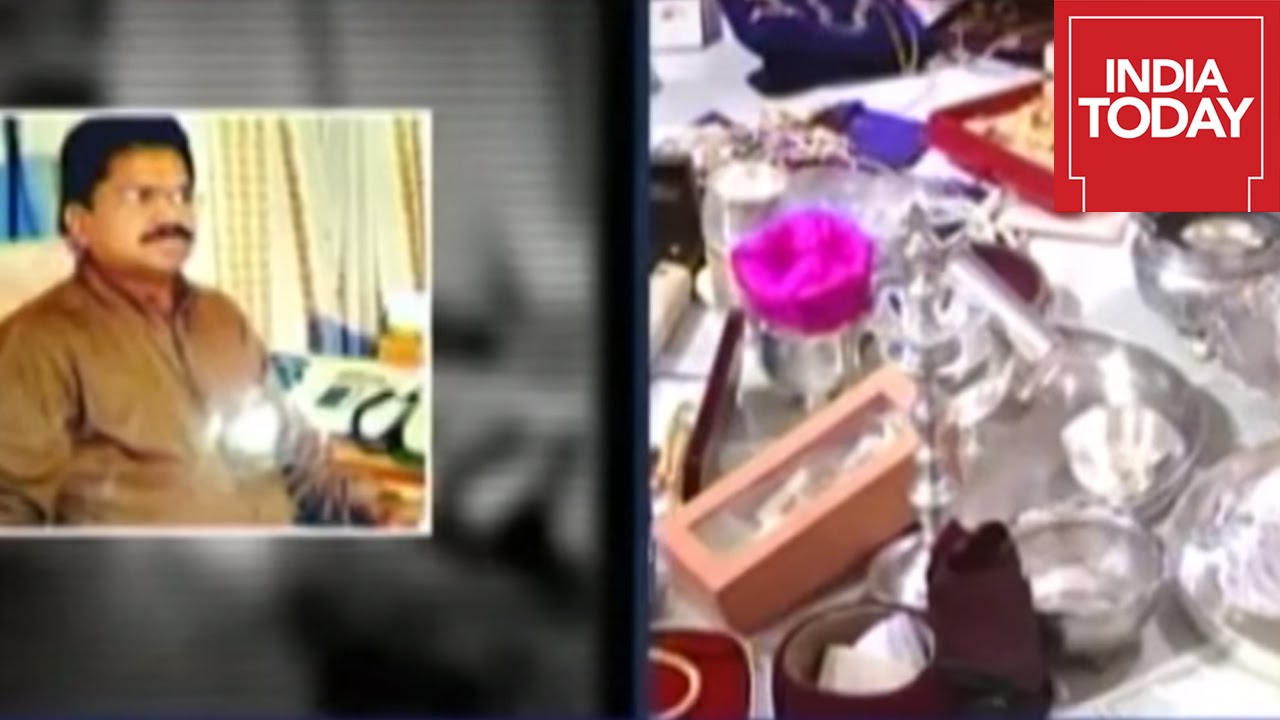 Anti Corruption Bureau Arrests IAS Officer, Unearthing Assets Worth 800 Cr