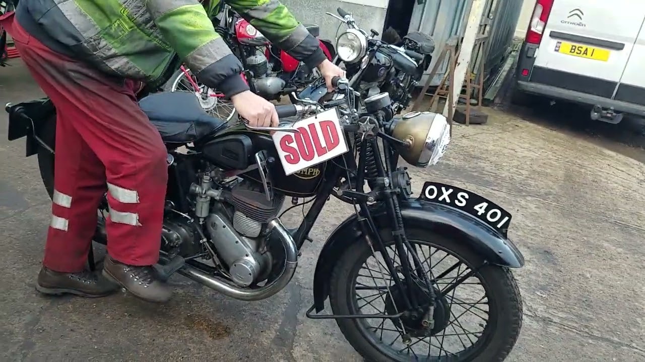 1935 Triumph Model 5/1 550cc at Andy Tiernans #08848TRI