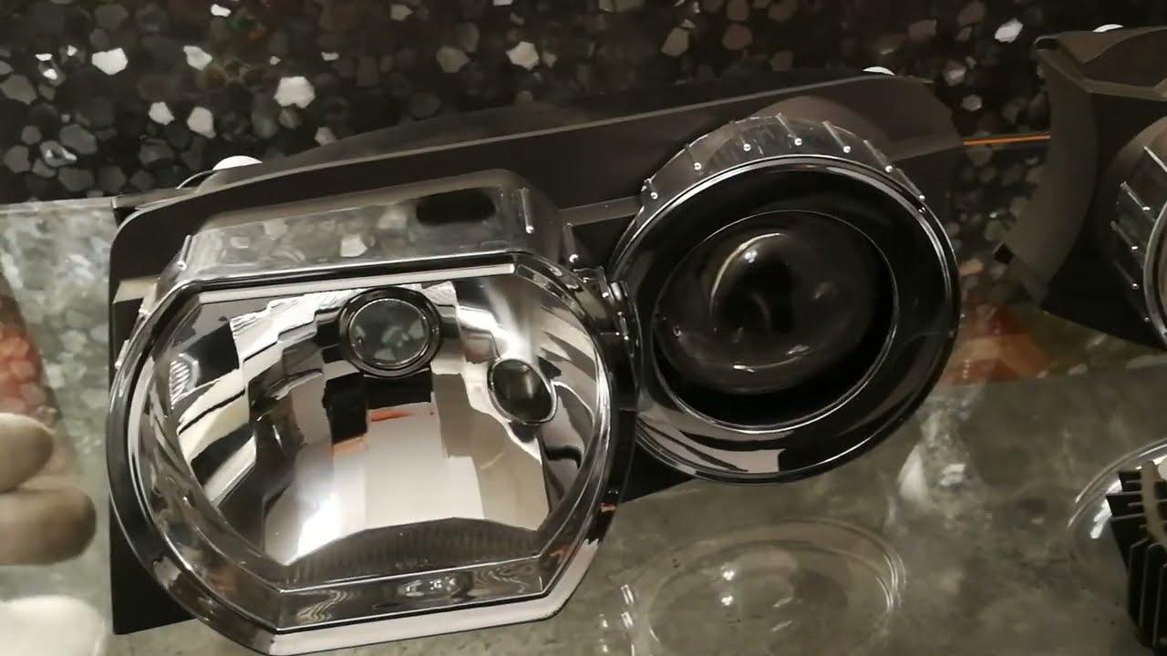 Audi A4 + montaz soczewki Bi-LED Koito w oryginalne lampy