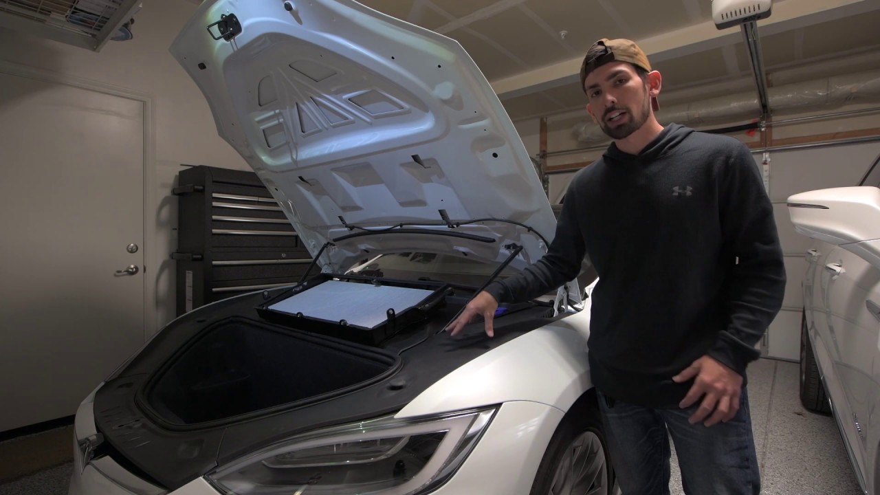 Tesla Model S 