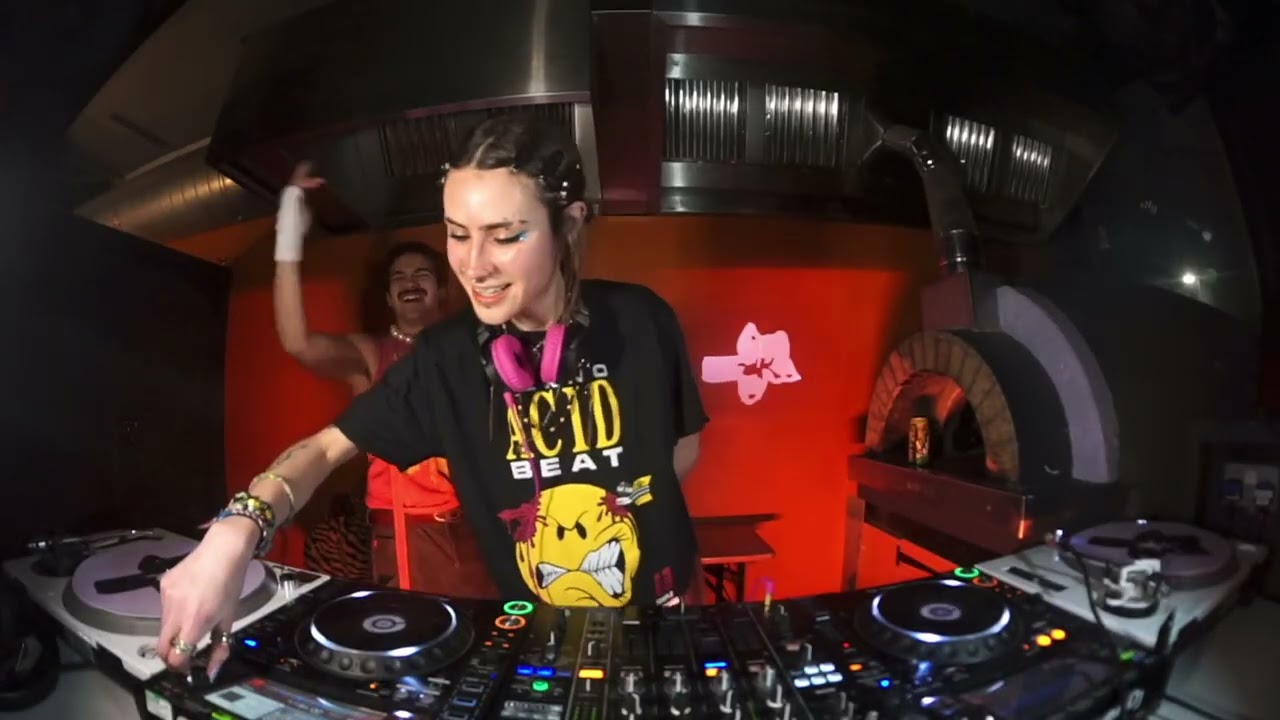 Thems the breaks w/ FOULMOUTH b2b Baba Sketch - CROP RADIO - 13/03/26