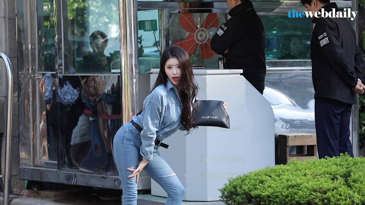 [WD영상] 러블리즈(LOVELYZ) 5월 4일 뮤직뱅크 927회 출근길
