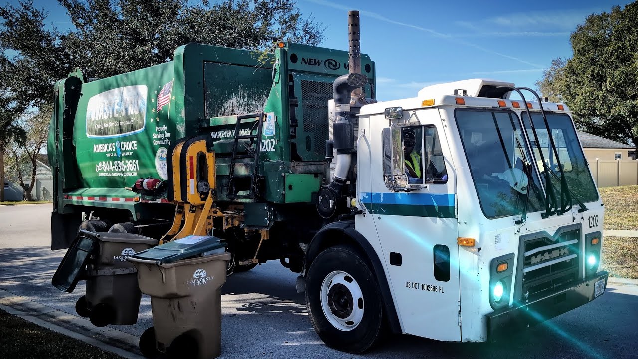 Waste Pro | Mack LEU - New Way Sidewinder Side Loader