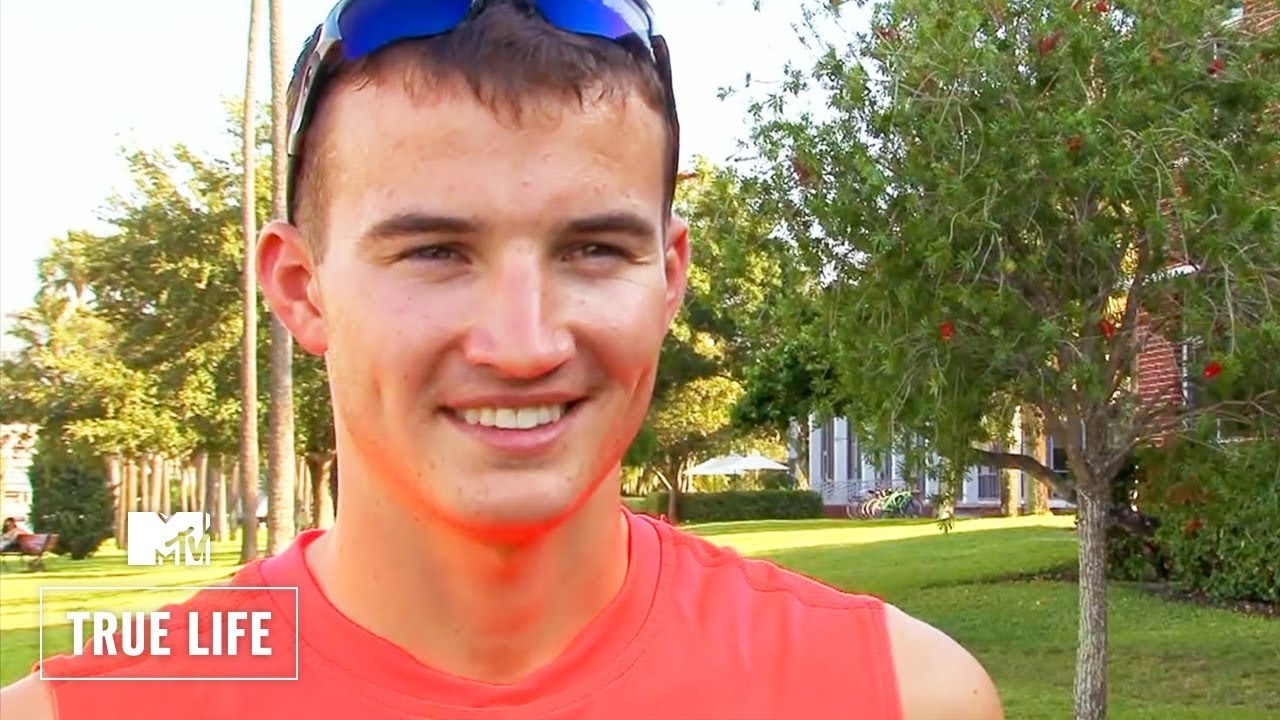 I'm A Gay Athlete | True Life