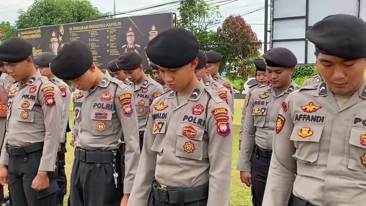 Kapolres Singkawang AKBP Fatchur Rochman, S.I.K., M.I.K. Pimpin Upacara Hari Kesadaran Nasional