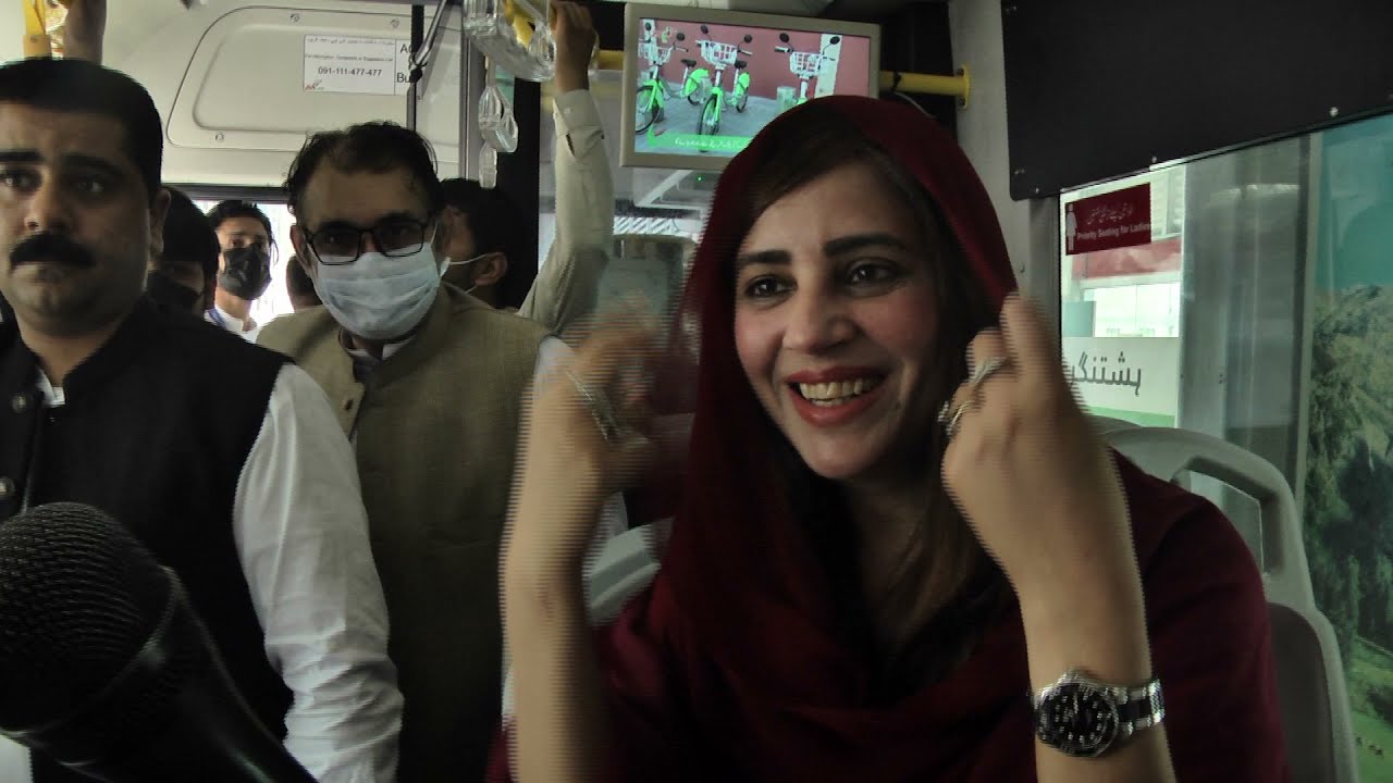 Zartaj Gul wazir talks in Pashto | Pakistan State minister for climate change | zartaj gul in BRT