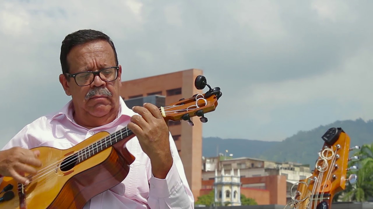 ISMAEL QUERALES - Pajarillo #Joropo #IsmaelQuerales #WorldMusic