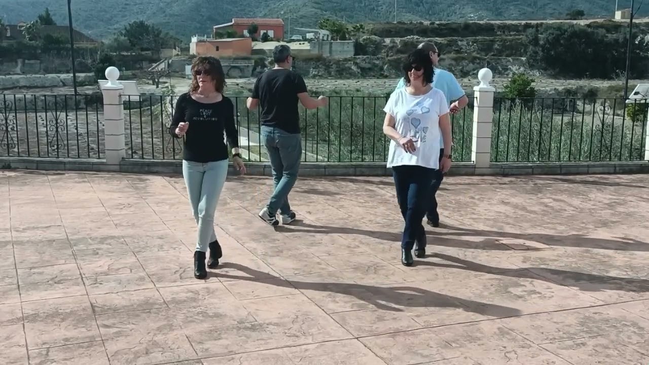 Yolanda - Cumbia - Baile en Linea - Ball en Linea - Line Dance - Ballo Di Gruppo
