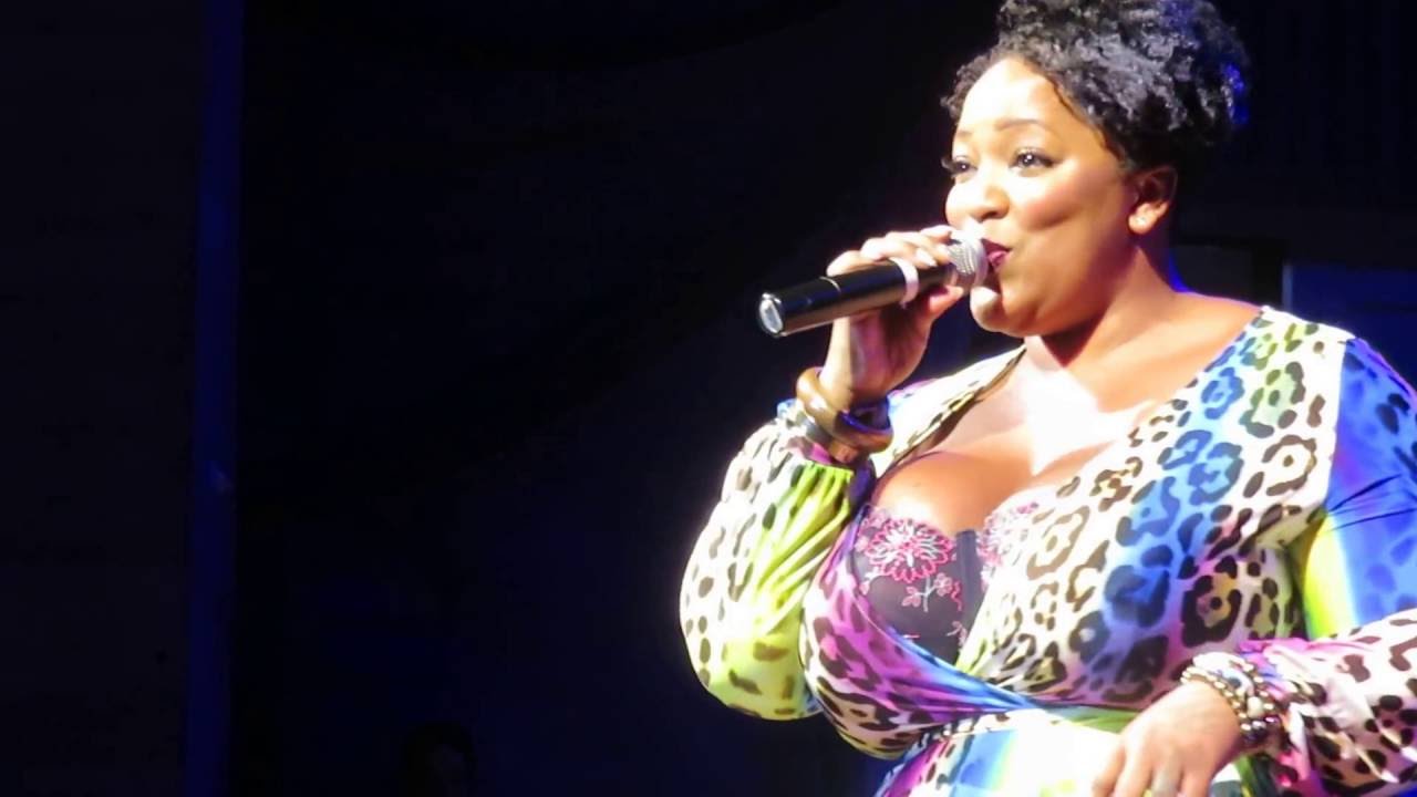 Frenchie Davis Live 'I Love You I Do' Dreamgirls (2016)