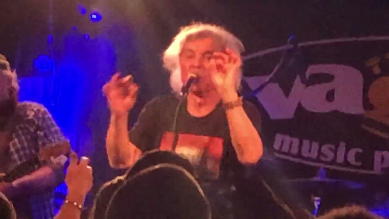 Ještě včera jsem ho měla v ústech - Můstek - Krausberry - Vagon - 6.12.2024