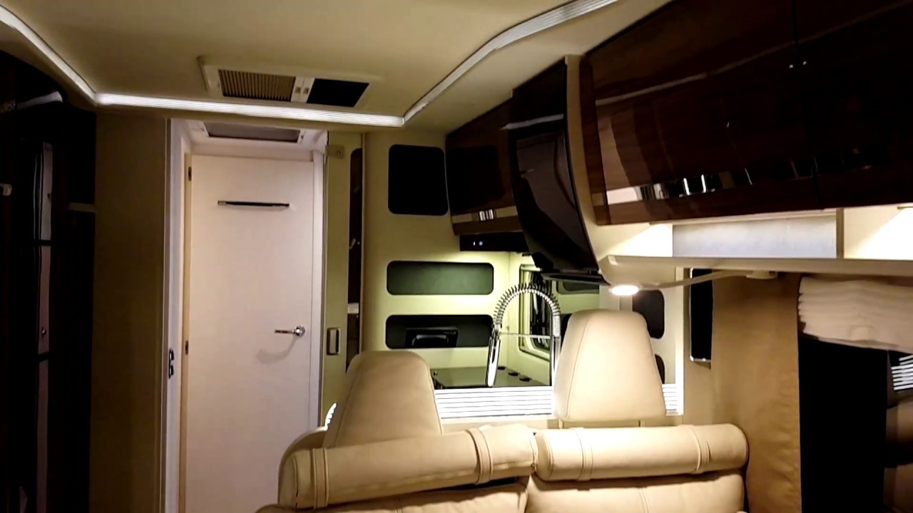 CamperTobi - EURA Integra 890 QB Roomtour - 2018 - Extra!