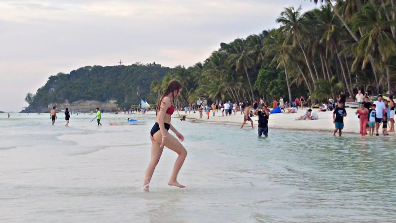 Look! This is BORACAY White Beach on February 26 2025 5:00pm Walk