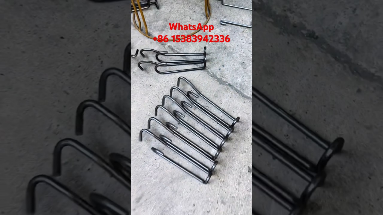 Steel wire bending machine, steel wire forming machine, steel wire straightening machine