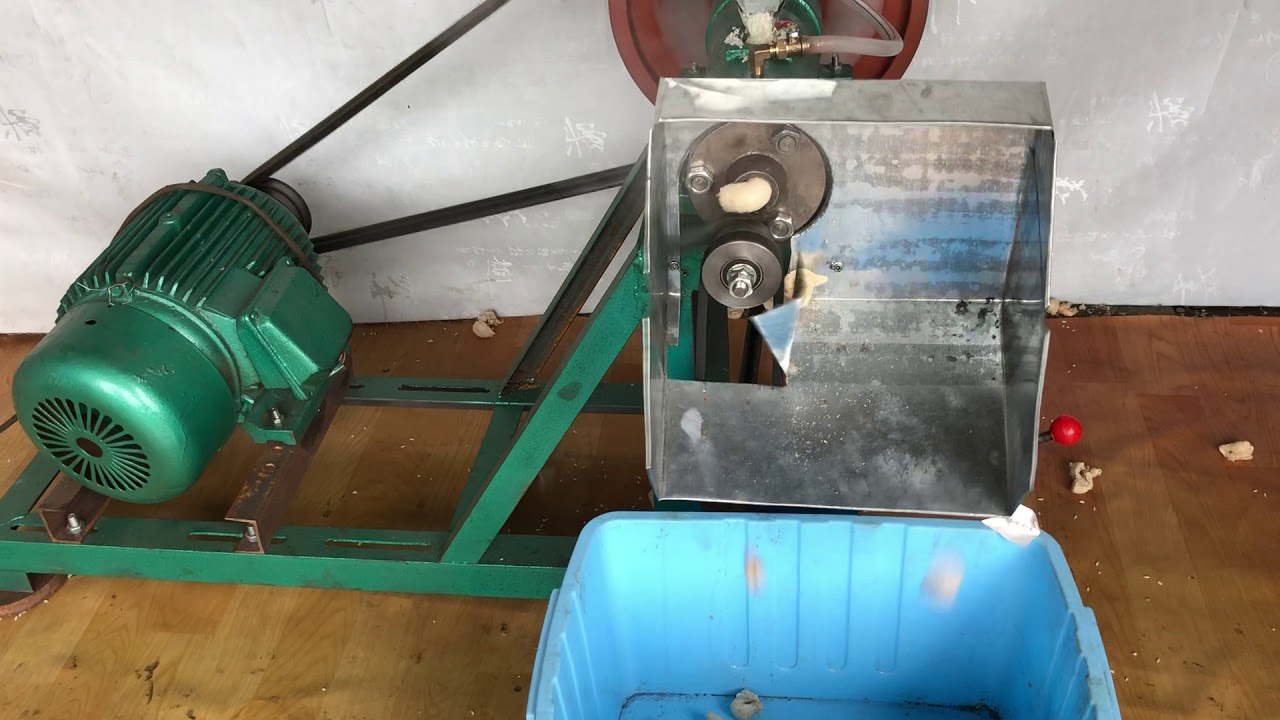 2002 BALL FOOD EXTRUDER MACHINE PUFFING