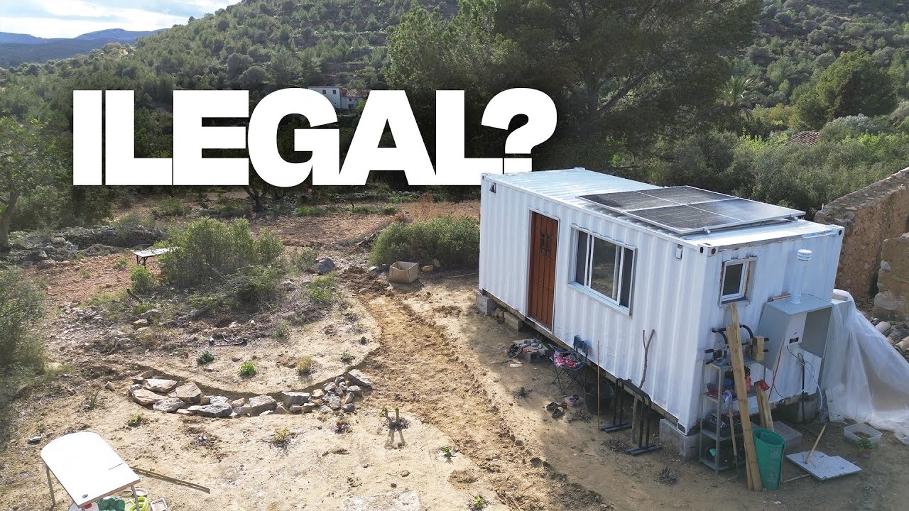 ¿Es legal vivir en un terreno rústico? | Casa container