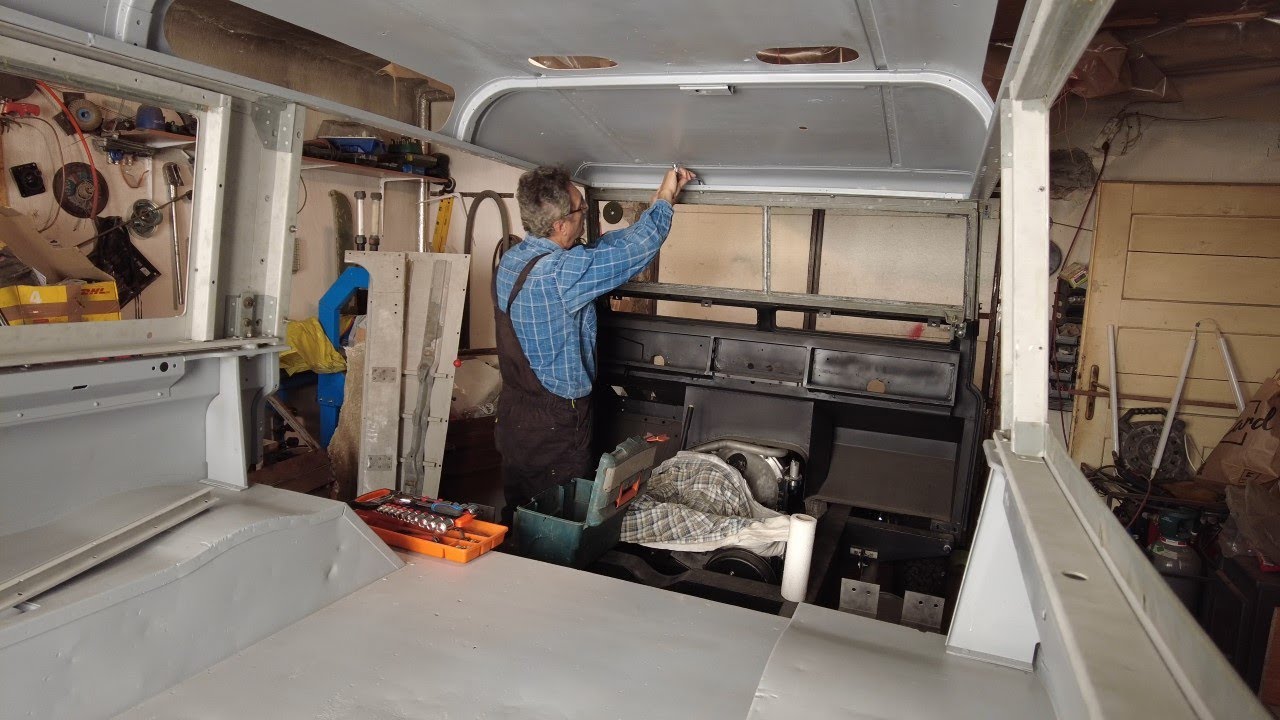 Roof and Test Fitting Land Rover Series 2a Restoration Part 17