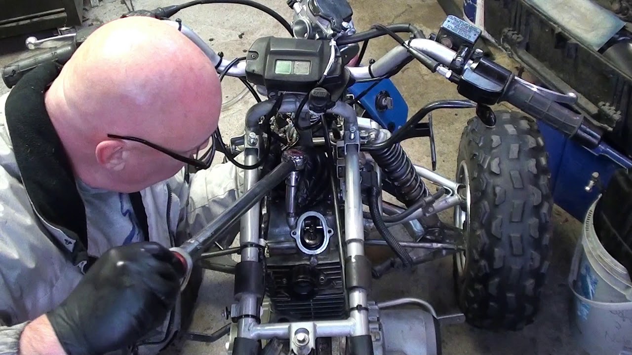 Kawasaki Lakota 300 top end rebuild part 2