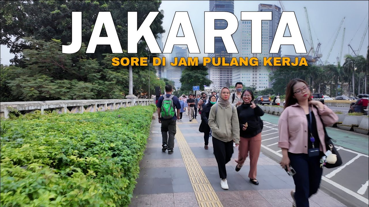 Suasana Jam Pulang Kerja Di Jakarta, Ramenya Pejalan Kaki Kayak Mau Tawuran