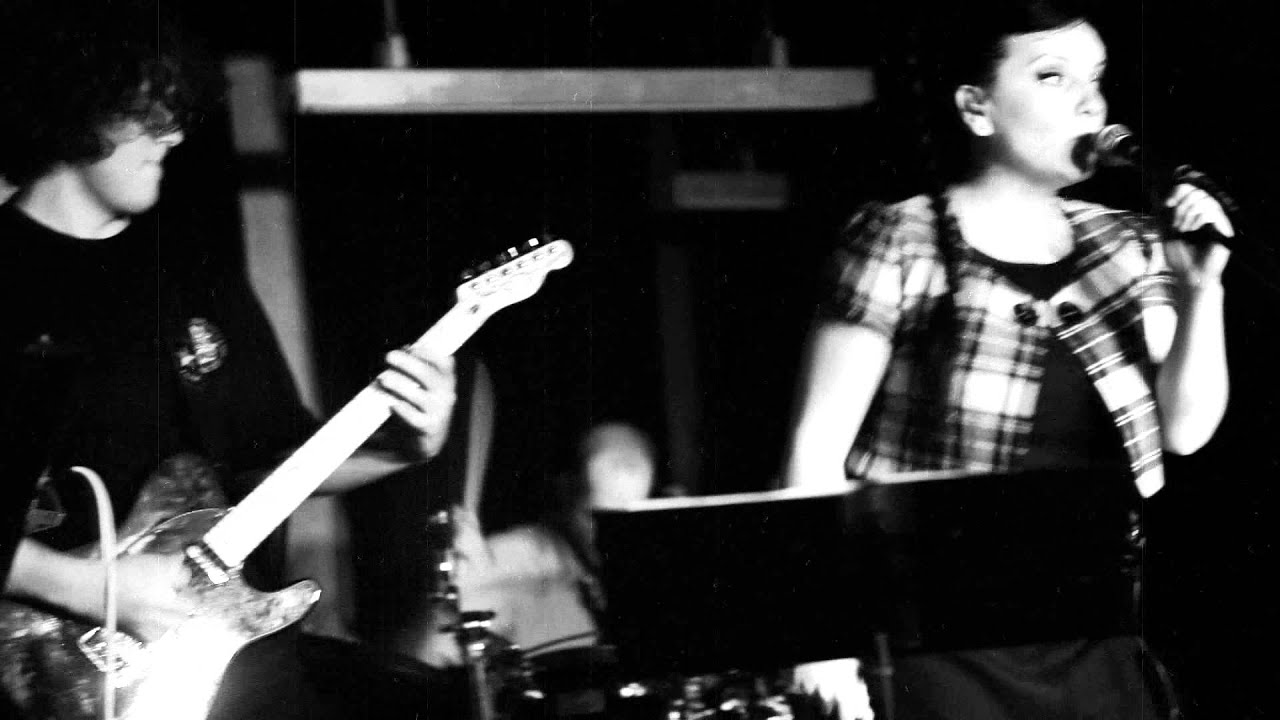 Electric Fence - Stressless Live@The Ark