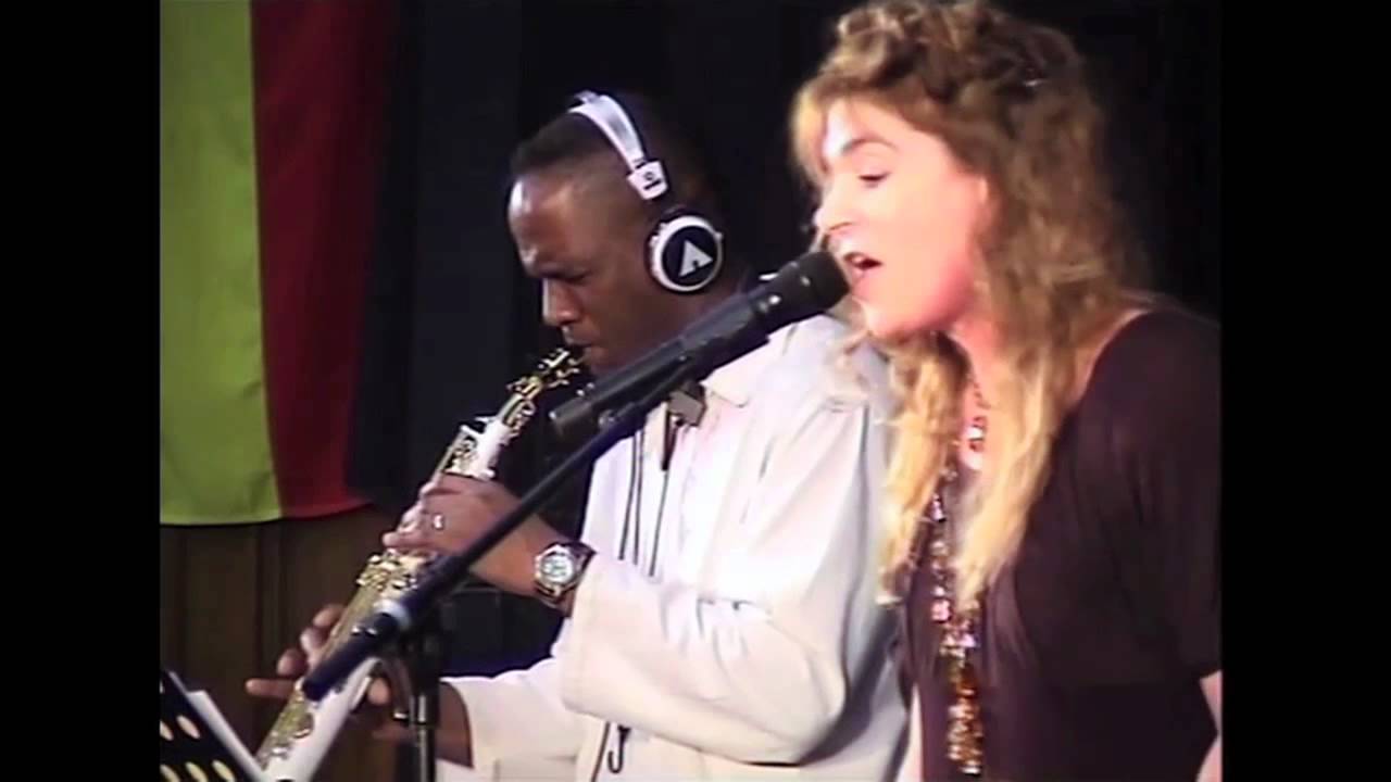 Karen Davis - Testimony and Worship at the Emmanuel Centre, London