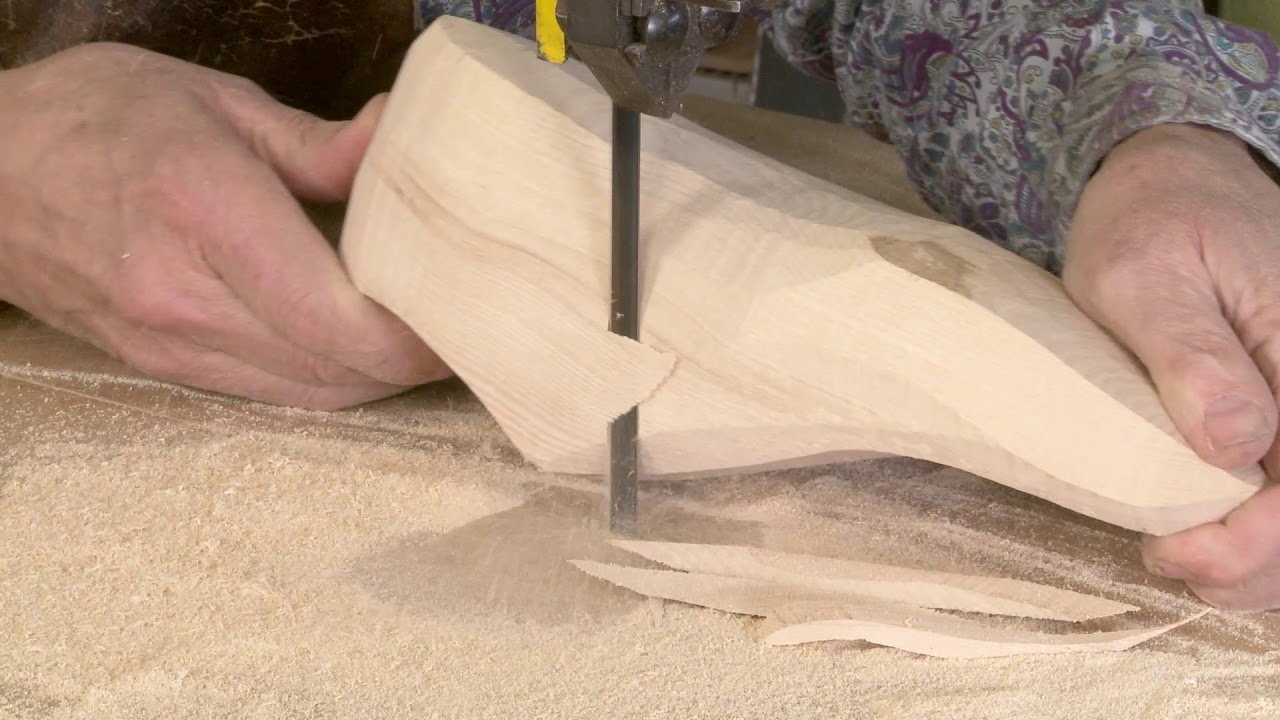 10 Last Carving:  Carving Detail on Bandsaw