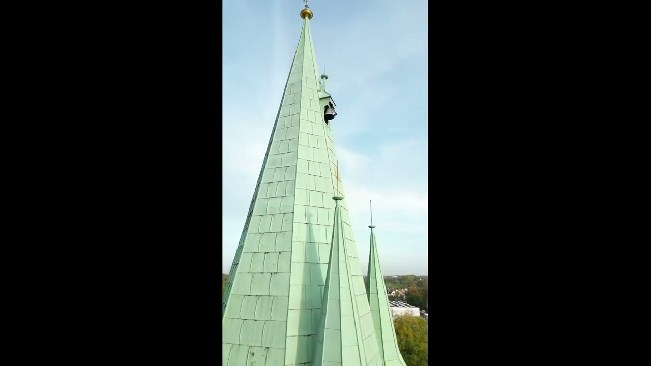 DJI Mini 3 Pro Drohnenaufnahme Kirche in Seelze
