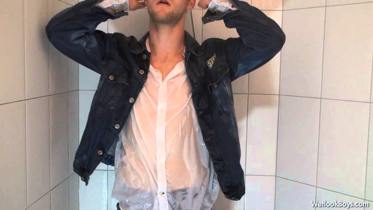 Wetlookboys: Peter in jeans