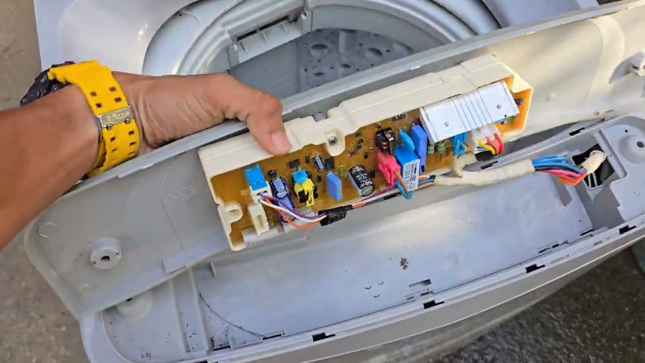 LG topload  washing machine, halos pinalitan kuna lahat ng parts nag dedrain parin ng kusa😡