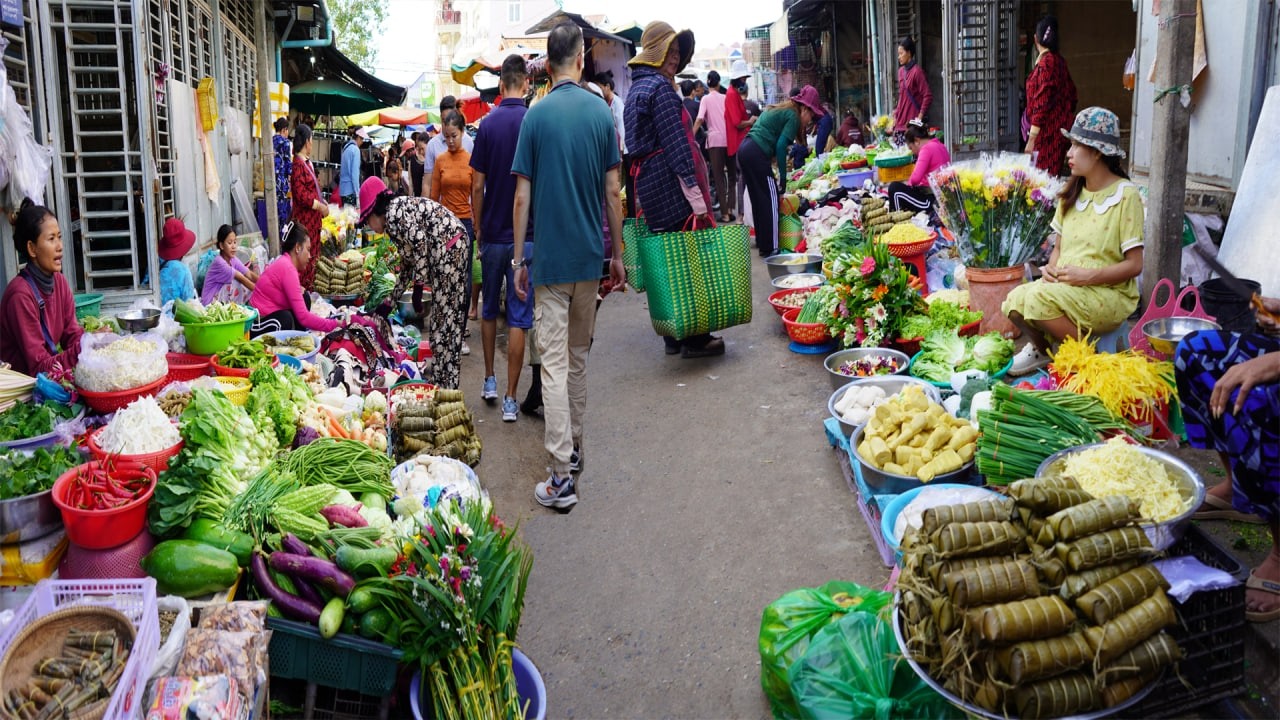 Amazing Countryside Market Tours 2026 – Plenty Various Rural Food Selling In Oudong Resort