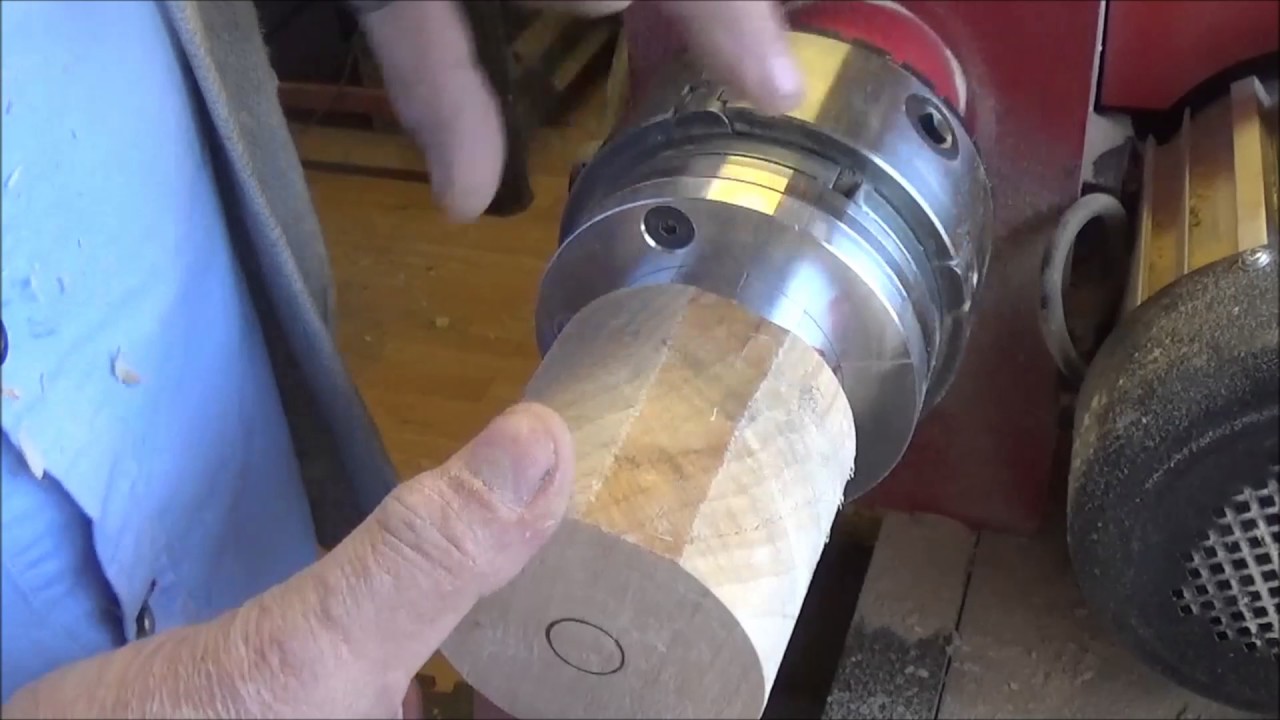 Woodturning at 54a. #105. First go with an eccentric chuck