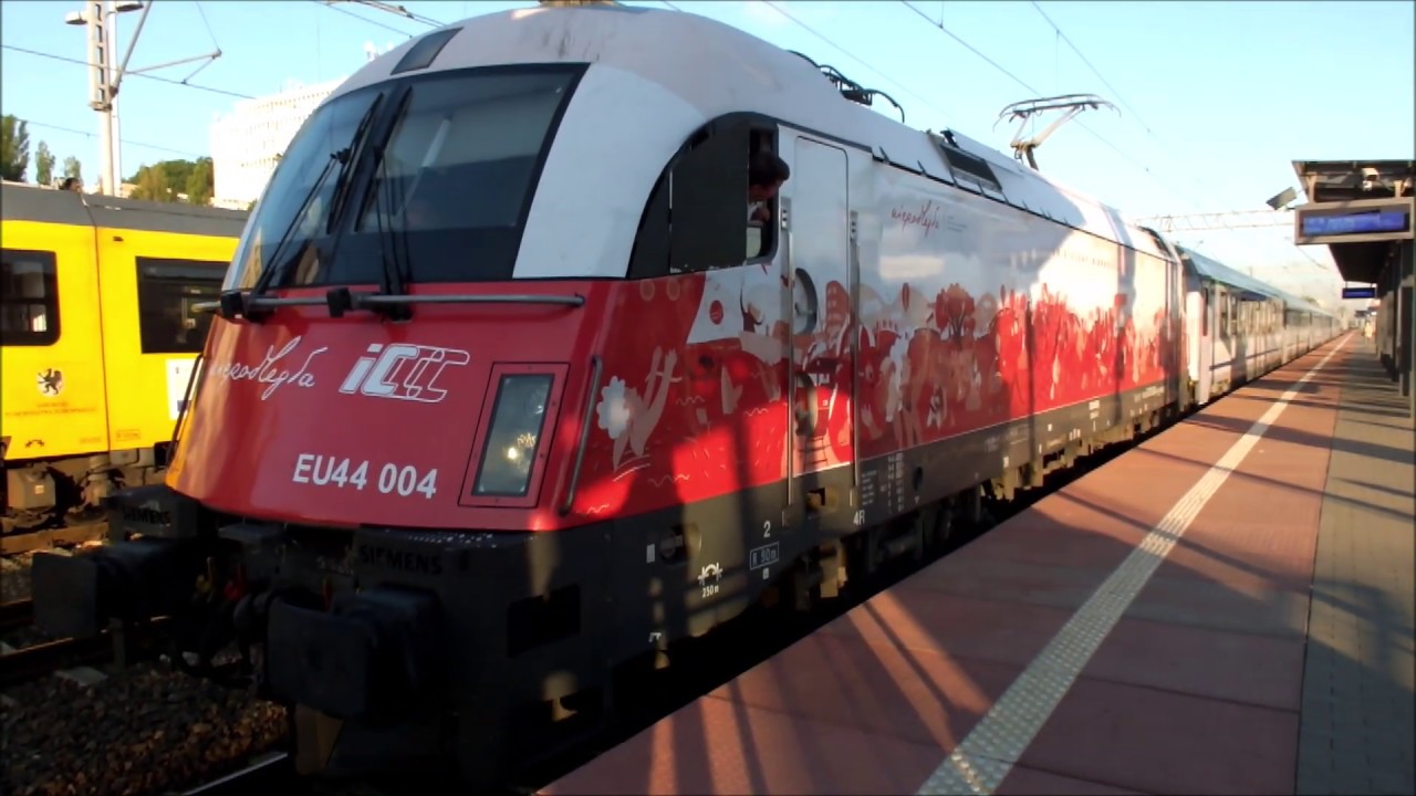Husarz EU44-004 Gdynia Główna z międzynarodowym pociągiem IC54 do Berlina