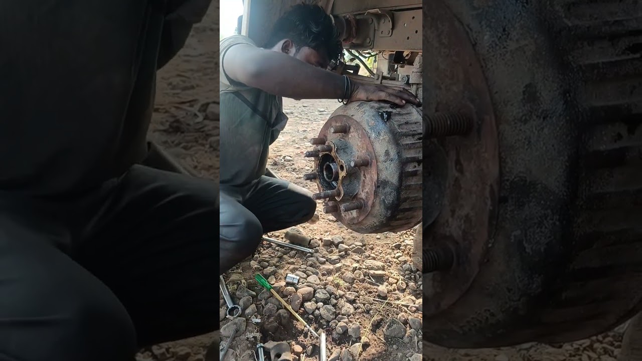#Tata407#Tata407Greasing#HalfGreasing#TruckMaintenance#TataTruck#407HalfGreasing#GreasingVideo#Work
