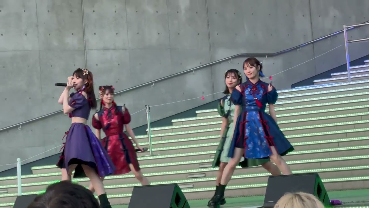 TEAM SHACHI  Cherie!