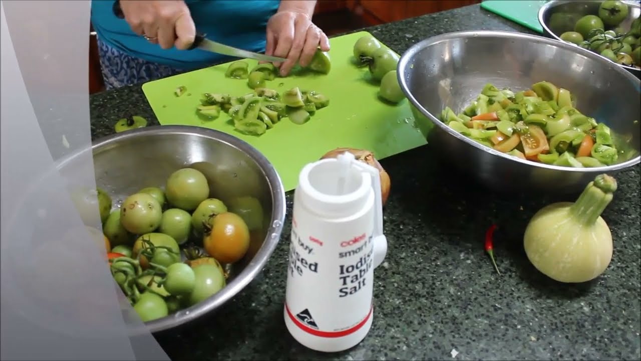 The Ultimate Green Tomato Chutney Experiment