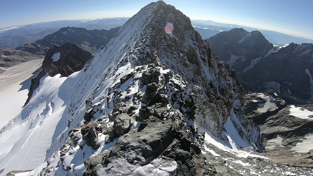 Barre des Ecrins 4102m Voie Normale August 2021