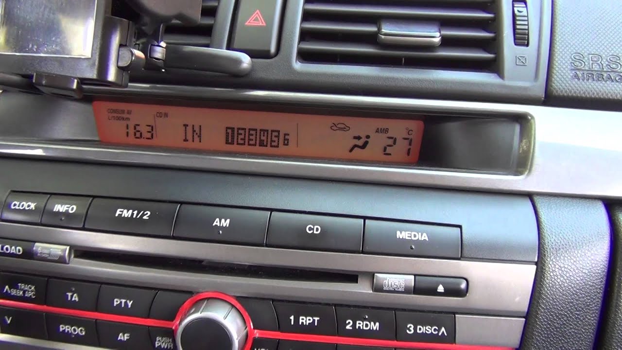 MAZDA 3 2.0 Performance Radio  6 CD  charger