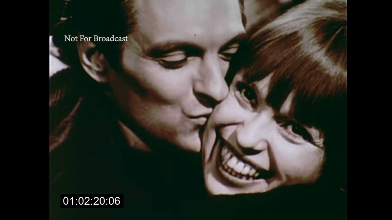 Class of '55 (1972) Unsold Pilot starring Alan Alda and Louise Lasser, with Jamie Farr