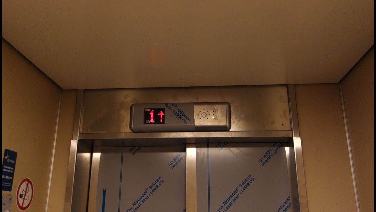 IT'S MODERNIZED!!! 1980's KONE Roped Hydraulic Elevator @ Kungsgatan 6, Söderhamn, Sweden.
