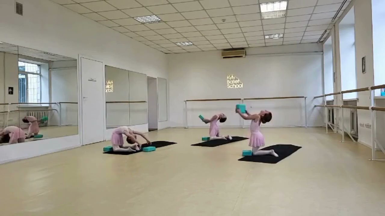 Відкритий урок, основи класичного танцю, 1 рік навчання 2 семестр