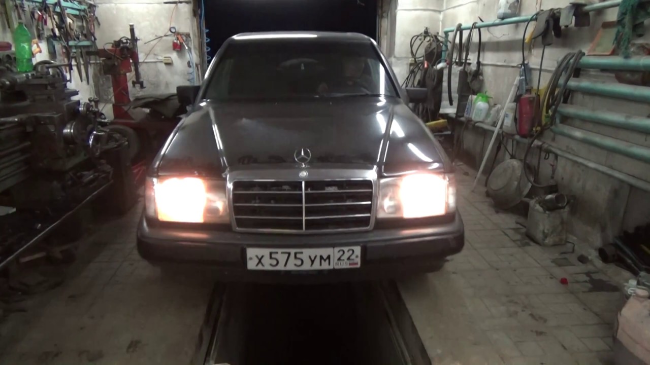 Пробило прокладку ГБЦ Мерседес W 124 230 Е ч №2.